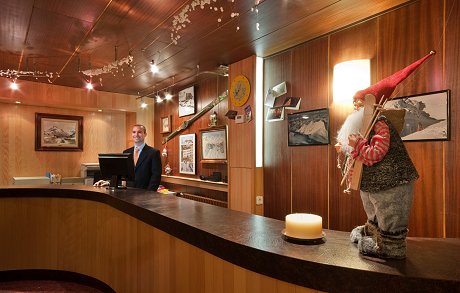 Recepci&oacute;n Hotel KANDAHAR Pas de la Casa Andorra - R&eacute;ception de l'H&ocirc;tel KANDAHAR Pas-de-la-Case Andorre